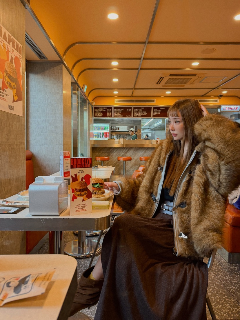 81 MARKET-L韓國直郵㊣女裝新款推薦人氣熱賣短款大衣里外穿81 MARKET-L短款大衣