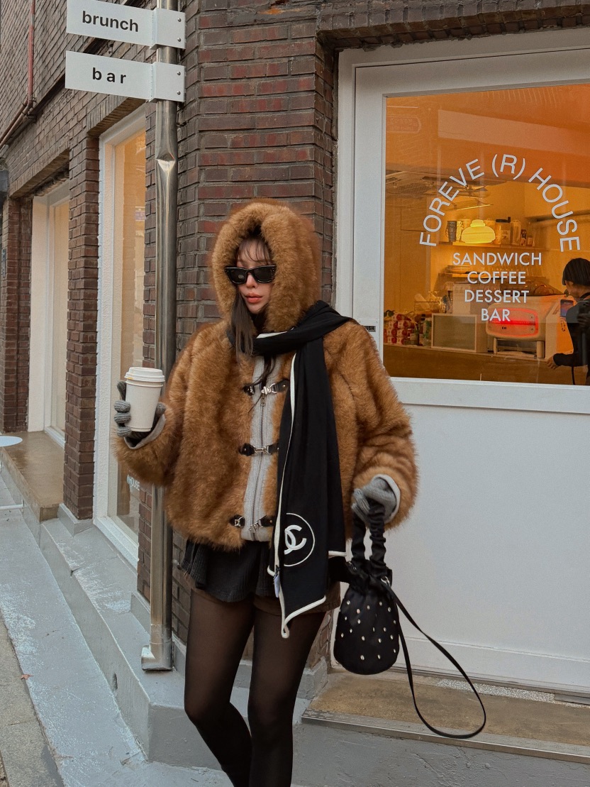 81 MARKET-L韓國直郵㊣女裝新款推薦人氣熱賣短款大衣里外穿81 MARKET-L短款大衣