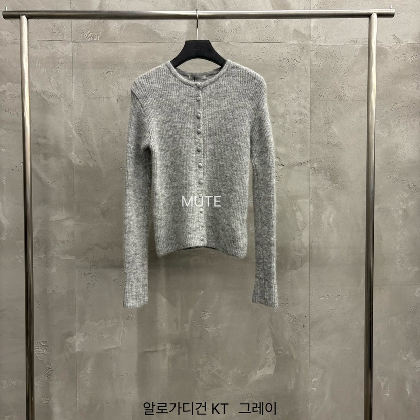 MUTE-P東大門㊣實拍女裝新款熱賣時尚真品職業25秋冬針織衫MUTE針織衫圖色2