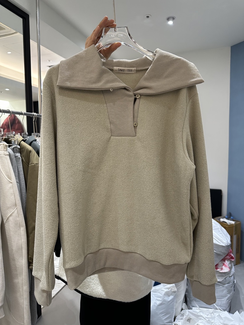 TAKE TEE韓國直郵㊣女士新款休閑職業推薦衛衣毛圈布加絨高領TAKE TEE衛衣圖色1