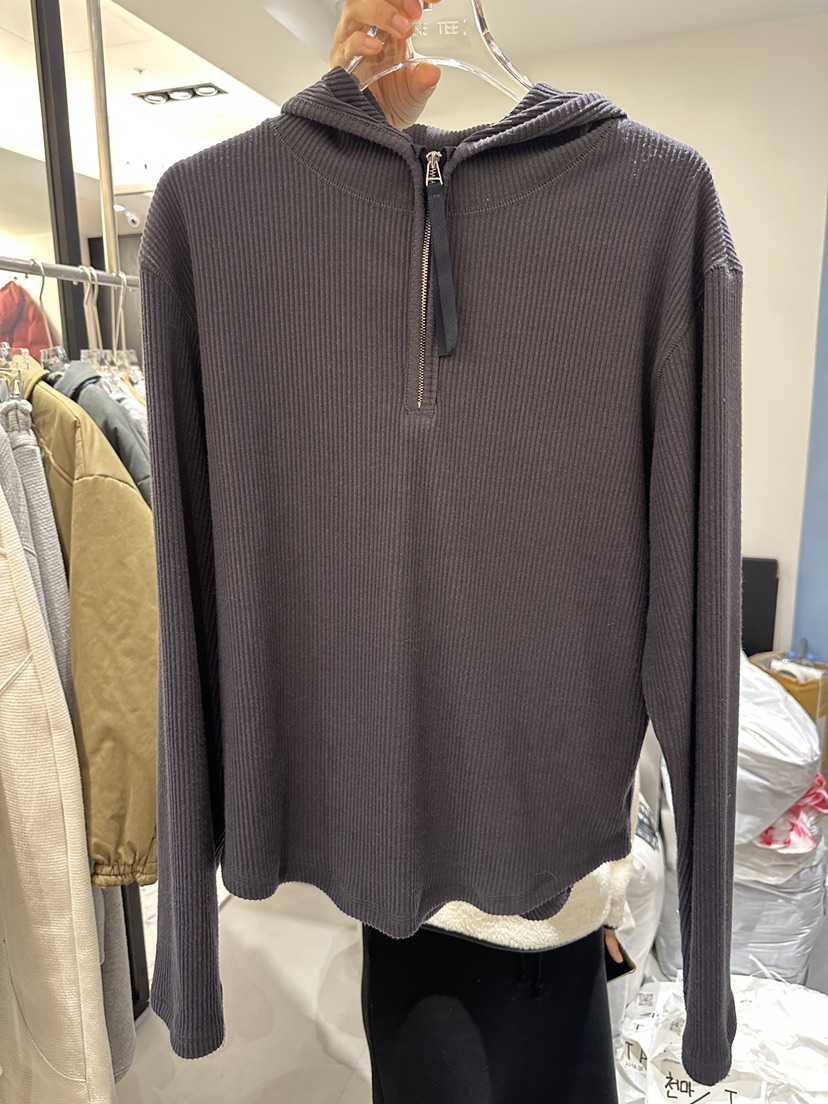 TAKE TEE韓國代購㊣女士新品人氣25秋冬長袖T恤連帽拉鏈衫TAKE TEE長袖T恤圖色1墨色