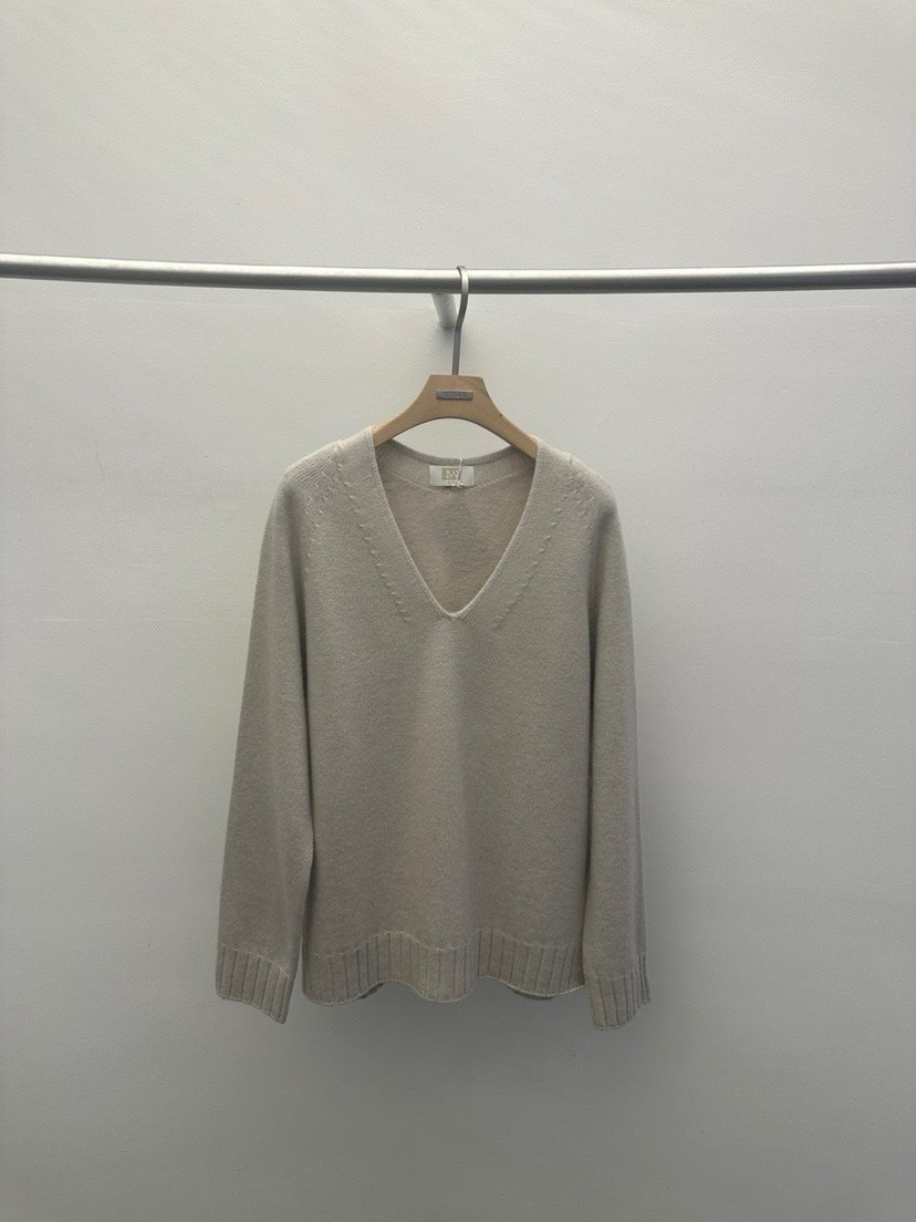 WIDA-P東大門㊣實拍女士新款25秋冬休閑職業熱賣真品針織衫WIDA/RENEJ針織衫圖色2米色