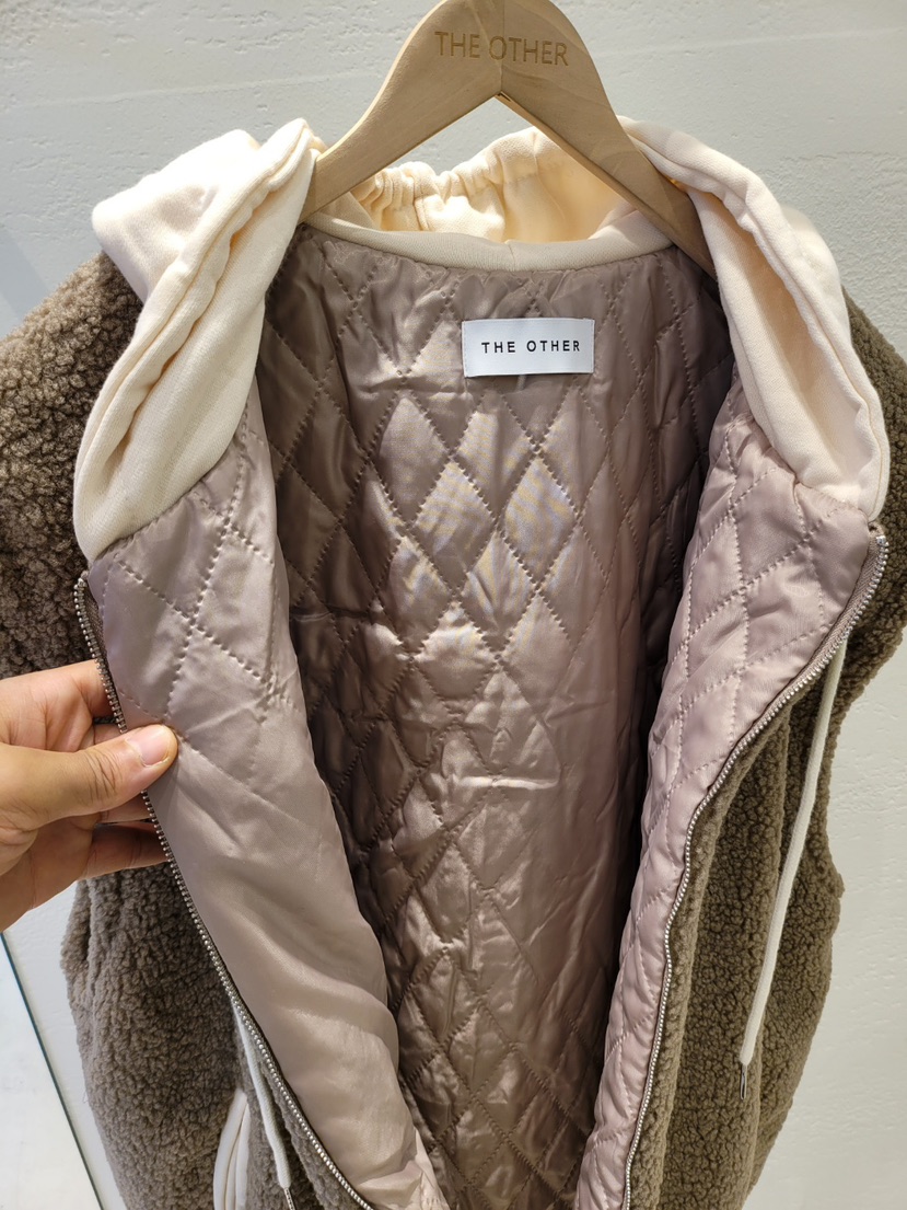 THE OTHER東大門㊣直郵女裝新品職業時尚人氣休閑馬甲連帽THE OTHER馬甲