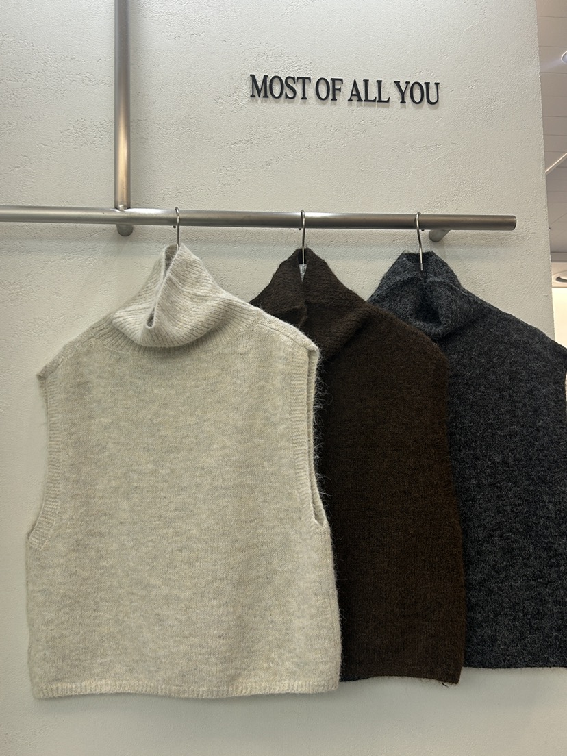 MOST OF ALL U東大門㊣直郵女士新款休閑25秋冬吊帶背心高領MOST OF ALL U吊帶/背心