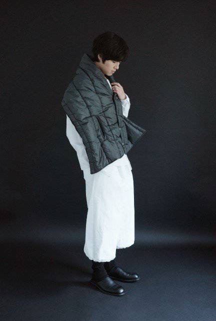 VENDER東大門㊣實拍女士新款休閑真品時尚圍巾披肩男女同款VENDER圍巾/披肩