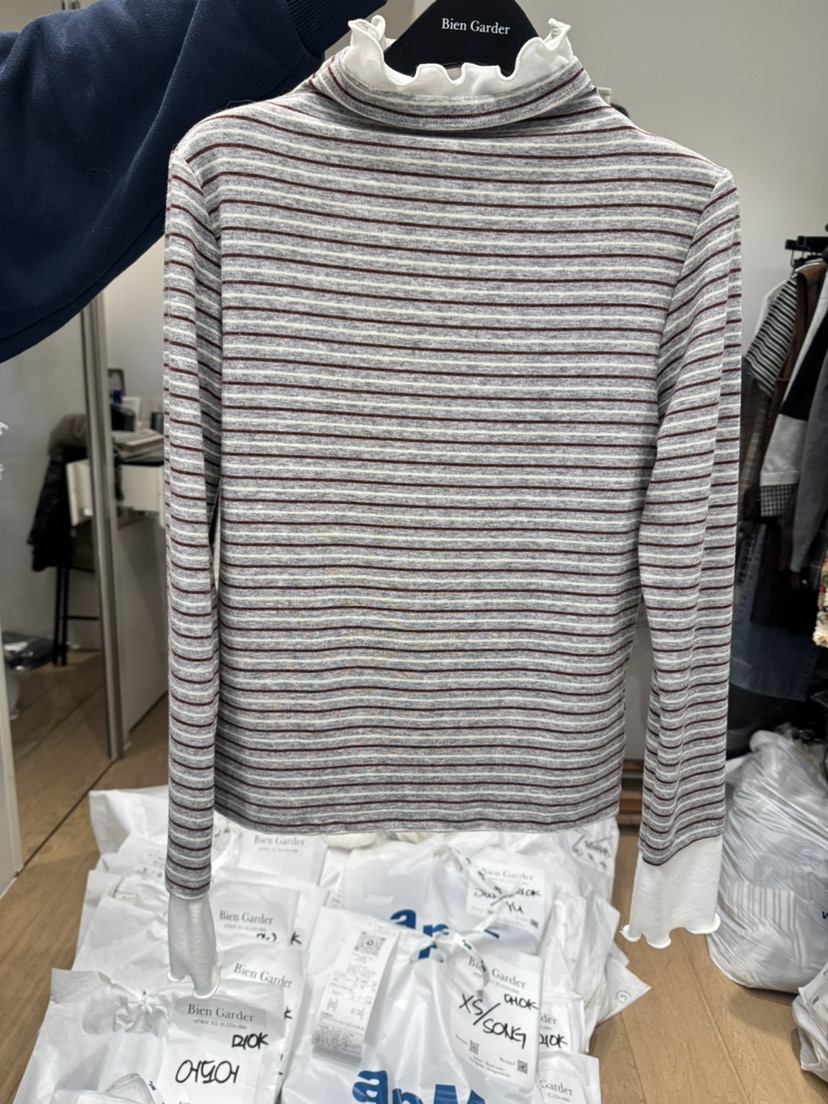 BIEN GARDER韓國代購㊣女士新款職業熱賣時尚推薦25秋冬長袖T恤BIEN GARDER長袖T恤圖色1