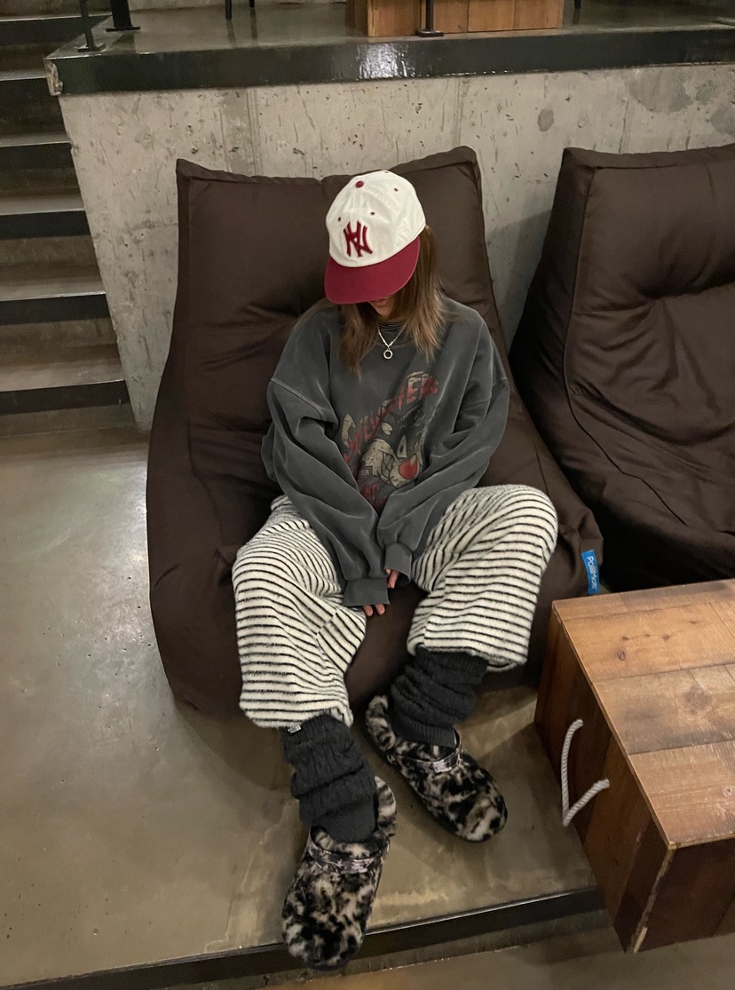 CRACKERS韓國代購㊣女裝新款熱賣職業真品推薦25秋冬時尚衛衣CRACKERS衛衣