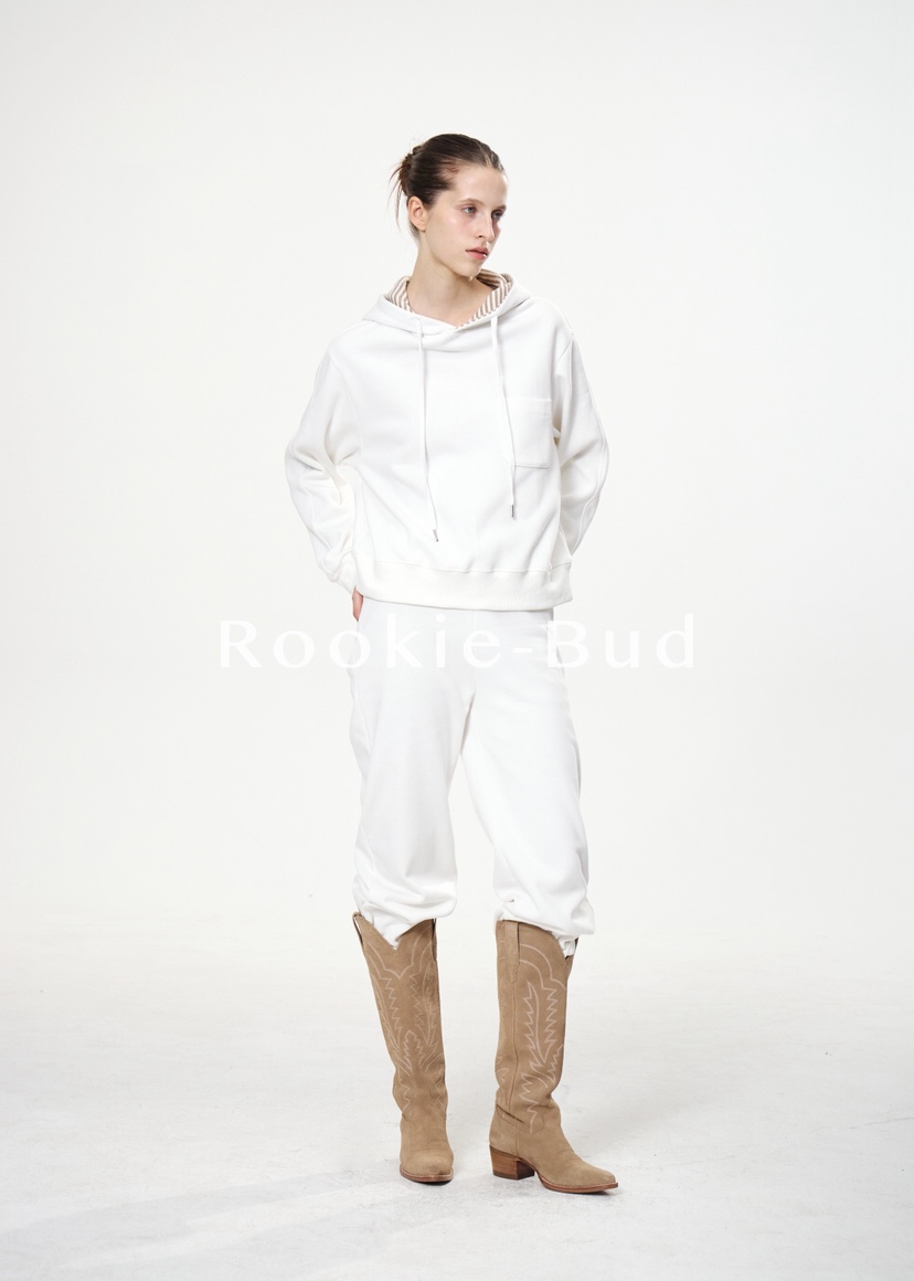 ROOKIE BUD東大門㊣實拍女裝新品真品時尚人氣推薦衛衣連帽ROOKIE BUD-L衛衣