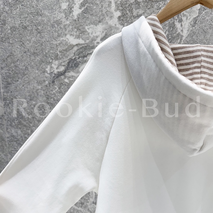 ROOKIE BUD東大門㊣實拍女裝新品真品時尚人氣推薦衛衣連帽ROOKIE BUD-L衛衣