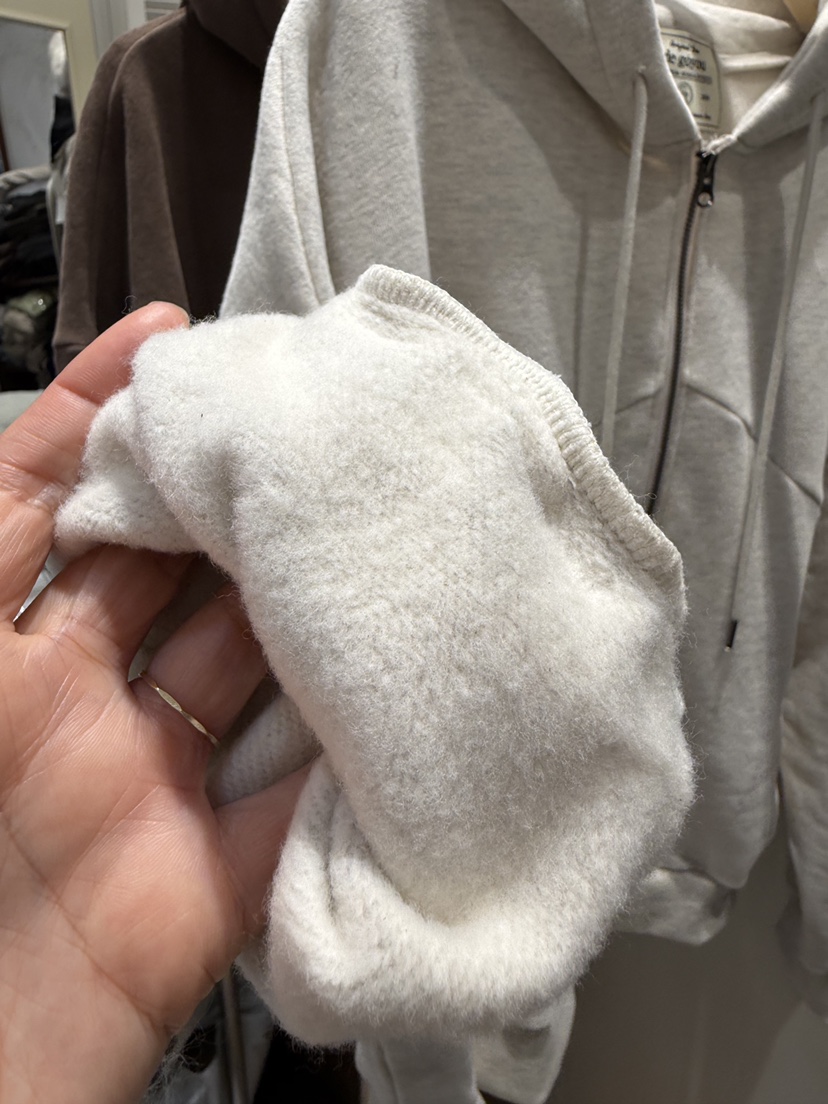 DE GO YOU東大門㊣直郵女裝新款25秋冬熱賣時尚套裝加絨套裝DE GO YOU套裝