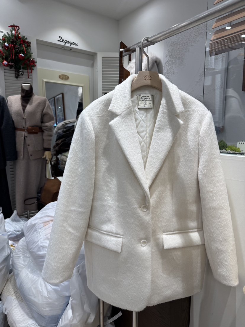 DE GO YOU韓國代購㊣女裝新品熱賣休閑推薦職業夾克毛絨絎縫DE GO YOU夾克圖色2