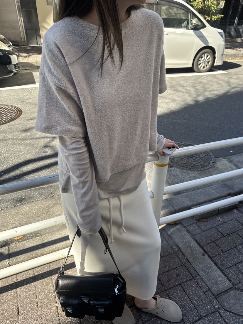 BOWIE東大門㊣直郵女士新款25秋冬熱賣職業時尚人氣長袖T恤BOWIE長袖T恤