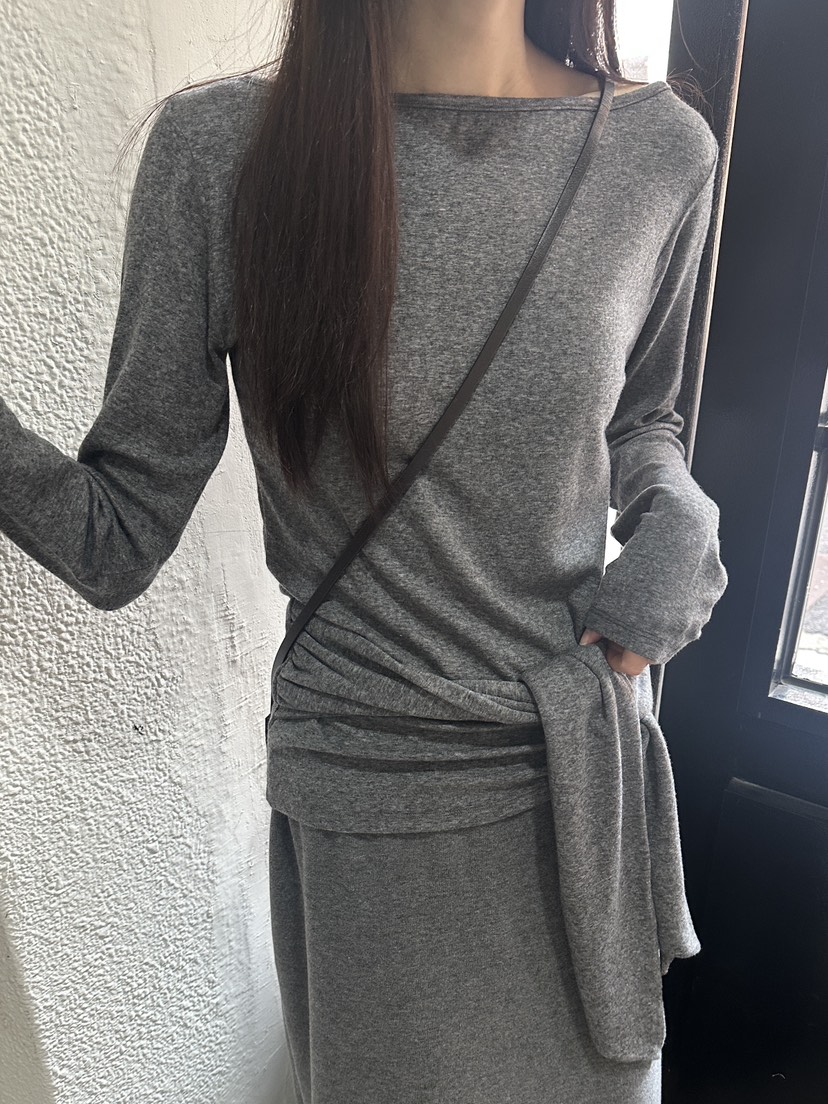 BOWIE韓國直郵㊣女裝新品推薦職業熱賣真品休閑長袖T恤毛絨BOWIE長袖T恤