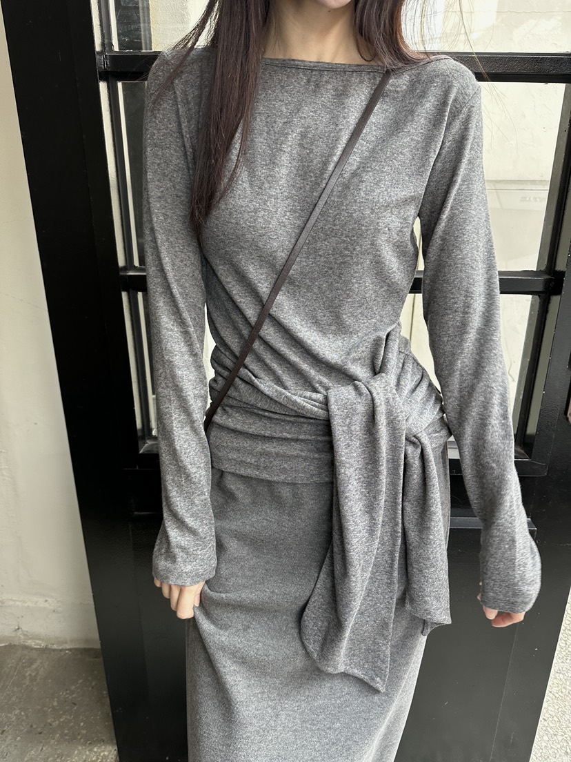 BOWIE韓國直郵㊣女裝新品推薦職業熱賣真品休閑長袖T恤毛絨BOWIE長袖T恤