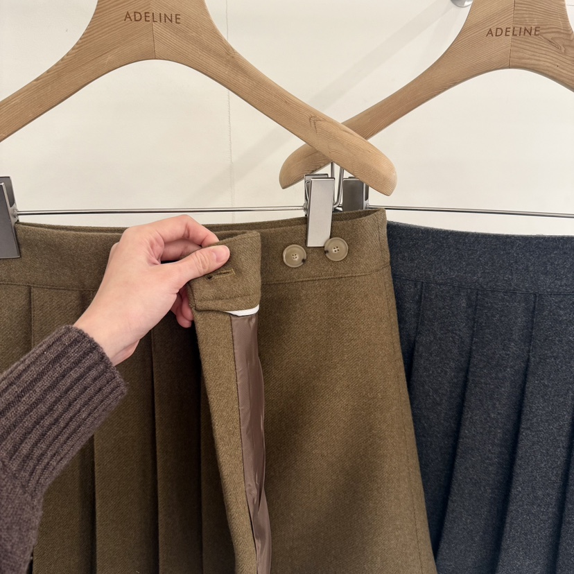 ADELINE韓國直郵㊣女裝新品時尚熱賣25秋冬人氣休閑推薦短裙ADELINE短裙