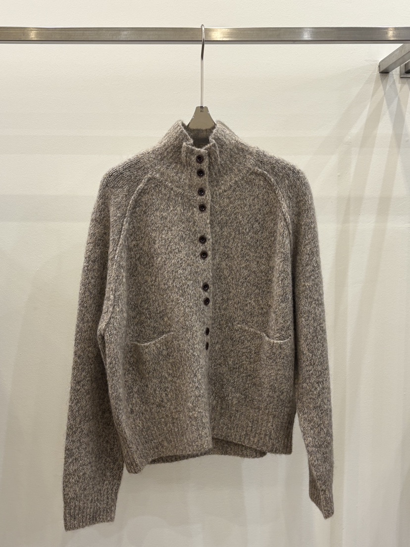 CICI東大門㊣直郵女士新品人氣職業真品休閑毛衣柔軟高領紐扣Ci Ci毛衣圖色1