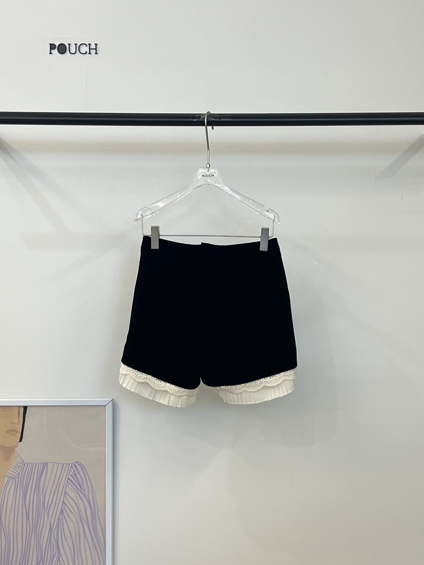 POUCH韓國直郵㊣女裝新品職業時尚熱賣推薦休閑25秋冬短褲天鵝絨POUCH短褲