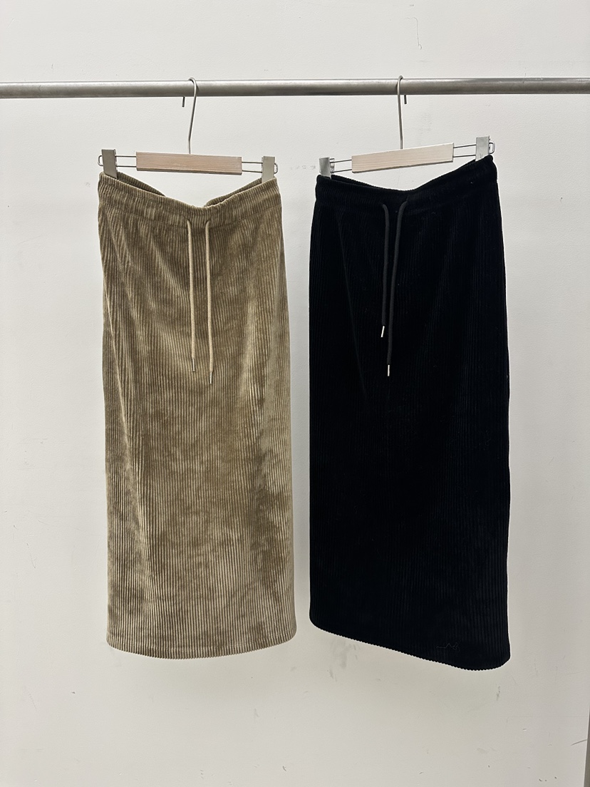 ONL東大門㊣代購女裝新款推薦職業熱賣25秋冬長裙燈芯絨長款ONL長裙