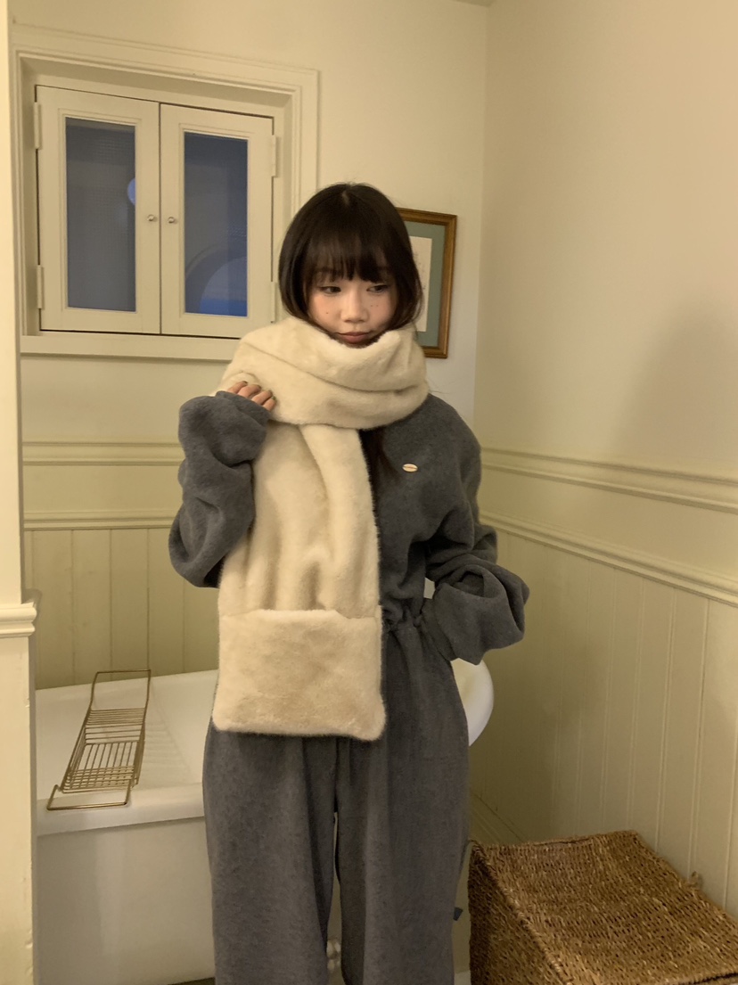 LIKEVAM韓國直郵㊣女士新款時尚人氣25秋冬圍巾披肩口袋貂皮LIKEVAM圍巾/披肩