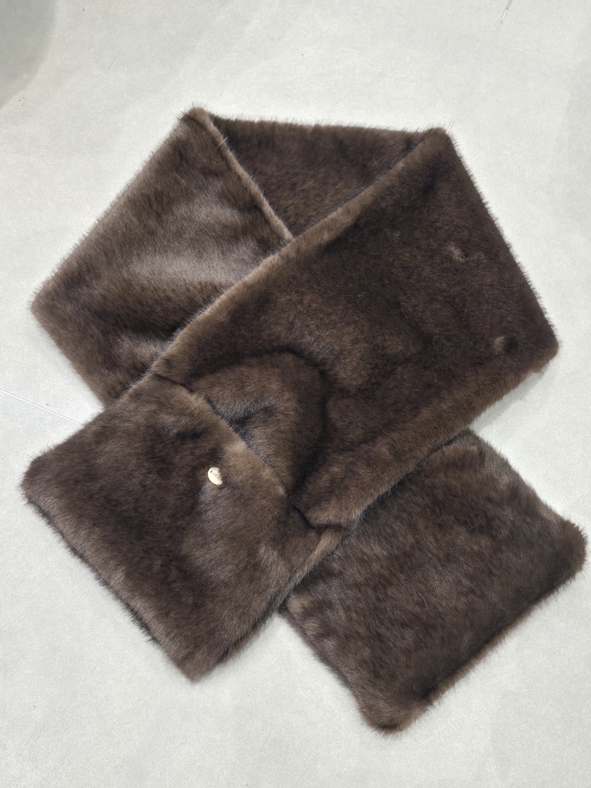 LIKEVAM韓國直郵㊣女士新款時尚人氣25秋冬圍巾披肩口袋貂皮LIKEVAM圍巾/披肩圖色2