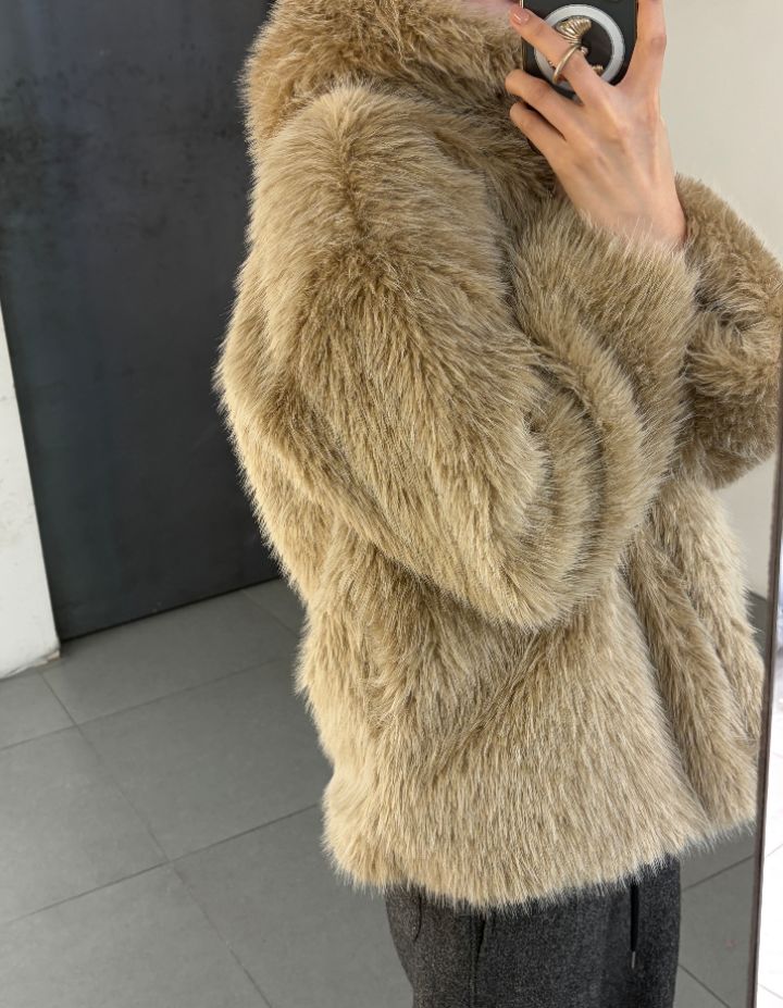 CALLIT東大門㊣直郵女裝新款休閑時尚人氣短款大衣皮草連帽CALLIT短款大衣