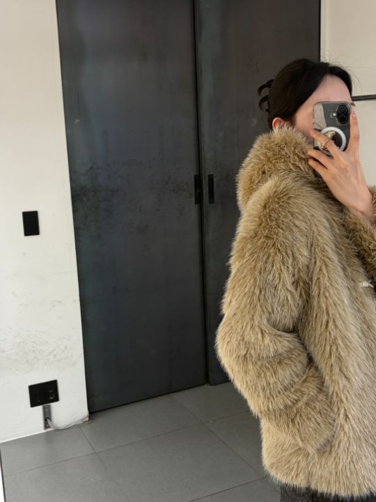 CALLIT東大門㊣直郵女裝新款休閑時尚人氣短款大衣皮草連帽CALLIT短款大衣