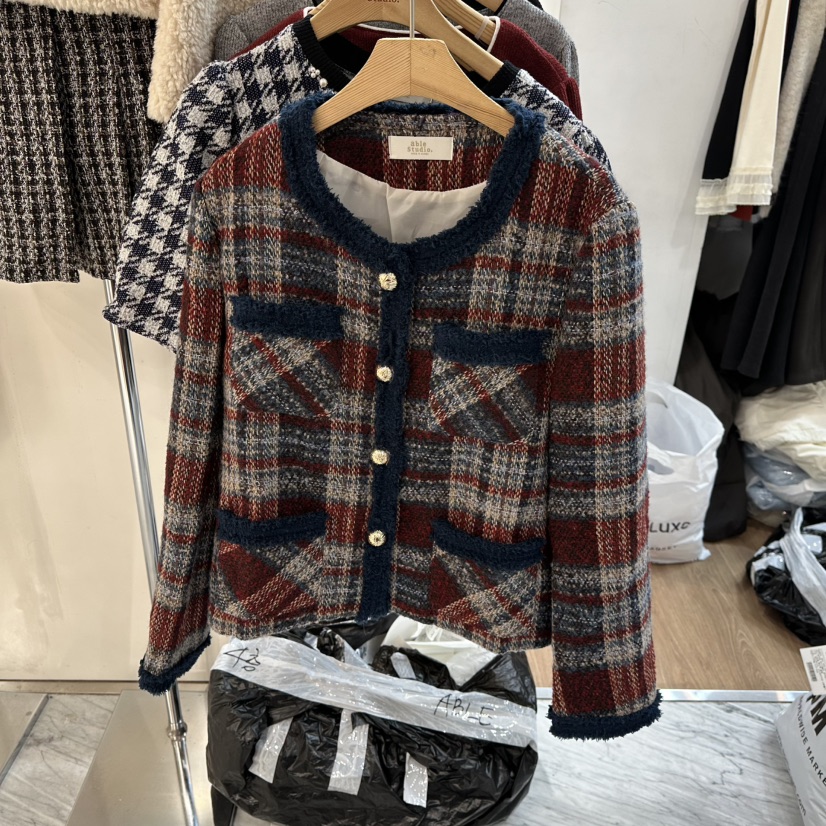 ABLESTUDIO東大門㊣代購女裝新品熱賣職業推薦真品人氣夾克ABLESTUDIO夾克圖色2