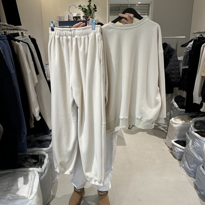 MEMO CLASSIC東大門㊣代購女士新款熱賣休閑套裝加絨羊毛套裝LIVU/MEMO CLASSIC套裝