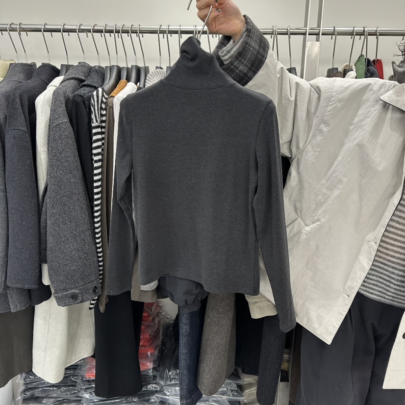 DIARRA東大門㊣實拍女裝新品熱賣真品職業時尚推薦人氣長袖T恤DIARRA長袖T恤圖色2