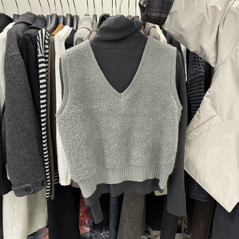 DIARRA東大門㊣直郵女士新品休閑熱賣推薦25秋冬職業吊帶背心DIARRA吊帶/背心圖色2