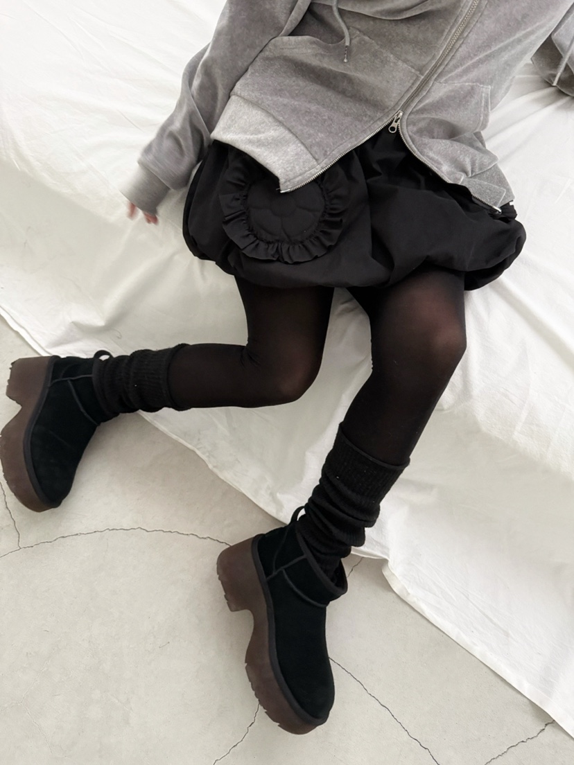 AWESOMESAUCE東大門㊣直郵女裝新品熱賣推薦時尚25秋冬短裙花朵AWESOME SAUCE短裙