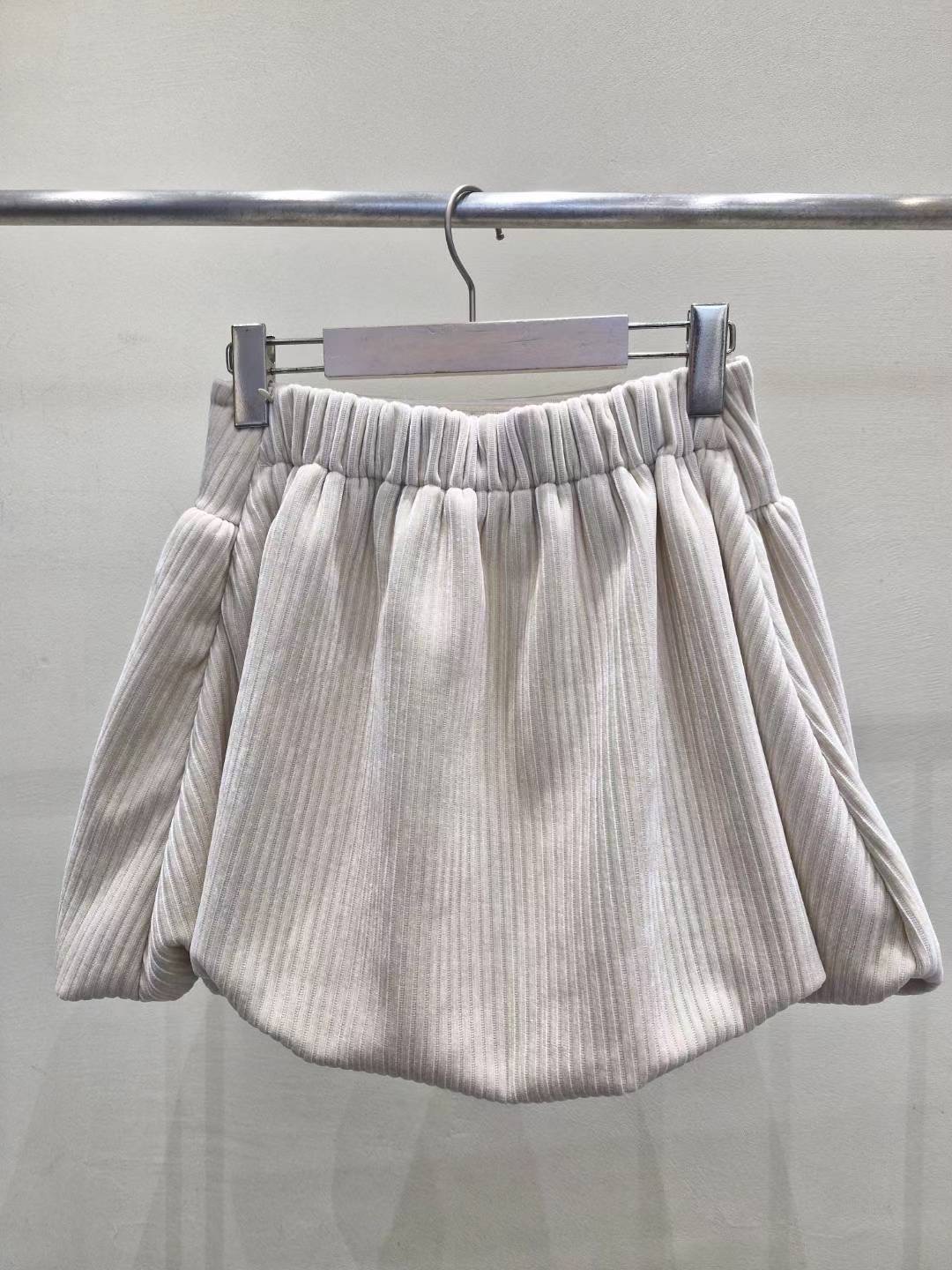 IF U-이퓨-T韓國直郵㊣女裝新款推薦25秋冬熱賣職業短裙IF U短裙