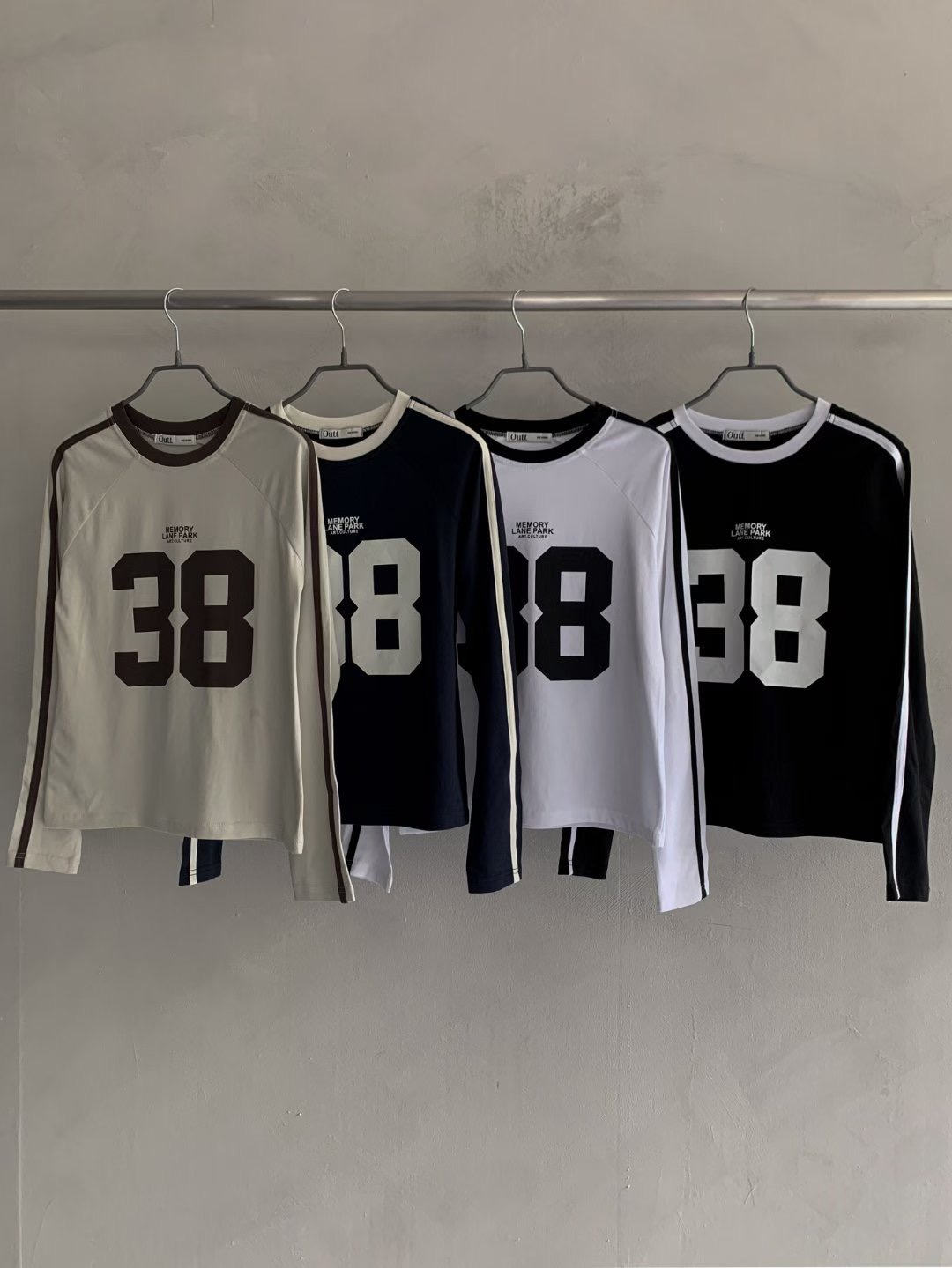 OUTT韓國直郵㊣女士新款真品人氣職業休閑時尚熱賣25秋冬長袖T恤OUTT長袖T恤