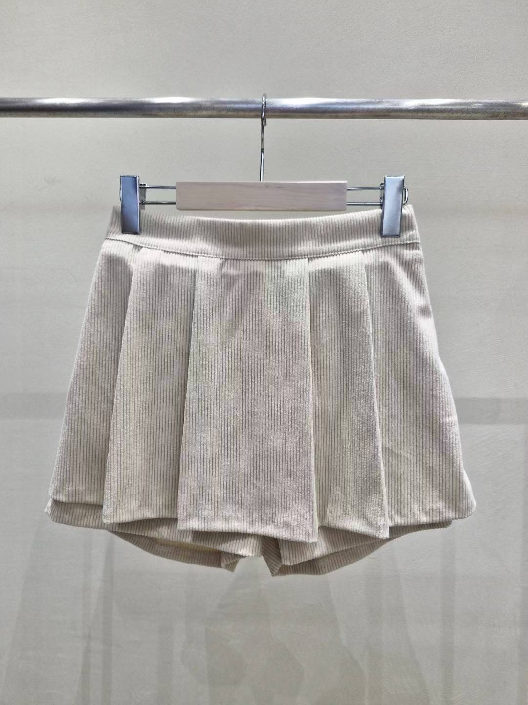 IF U-이퓨-T東大門㊣代購女裝新品職業人氣推薦時尚短裙IF U短裙圖色1