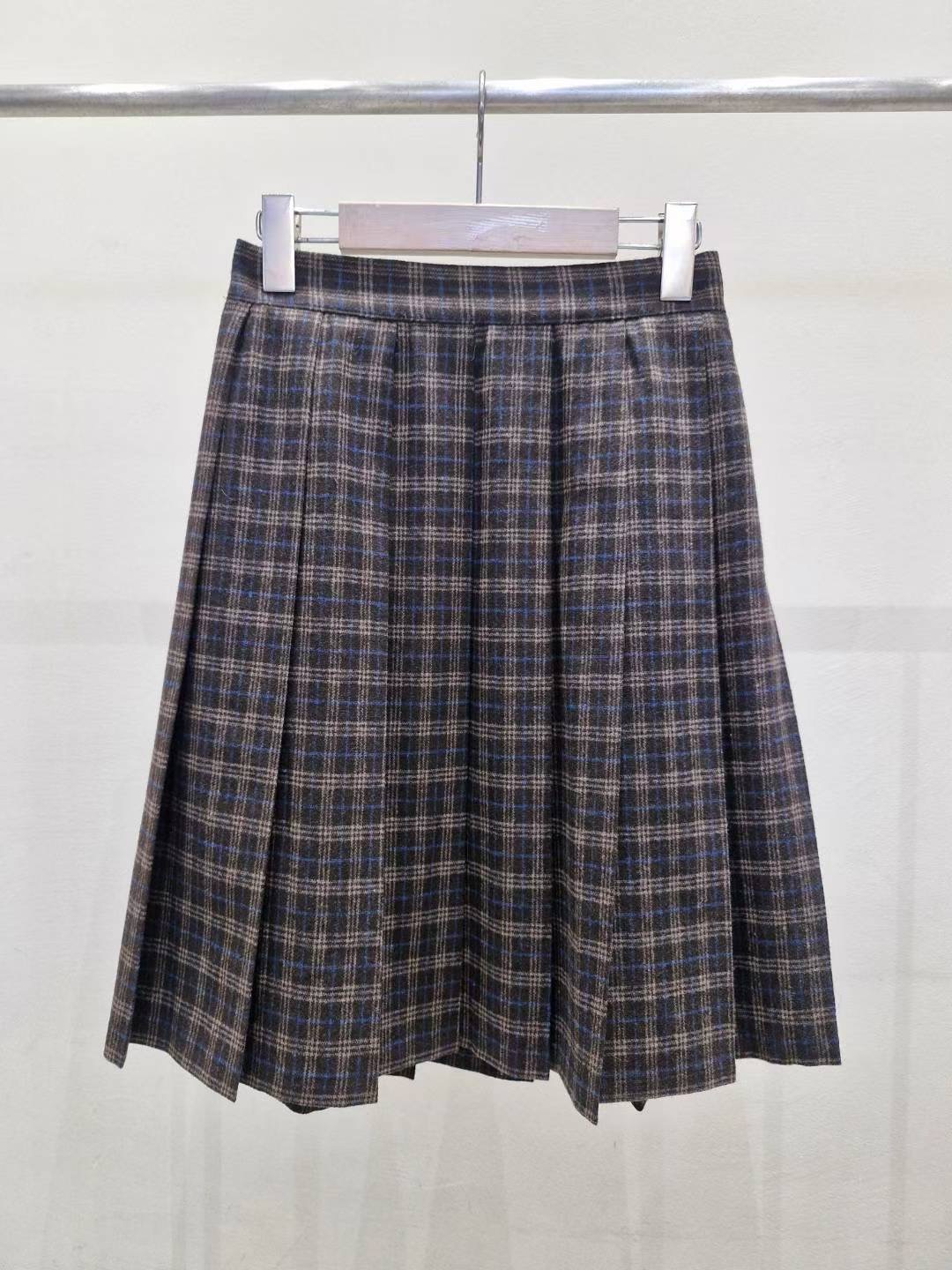 IF U-이퓨-T韓國代購㊣女裝新品25秋冬熱賣半身裙中短裙IF U半身裙/中短裙圖色1