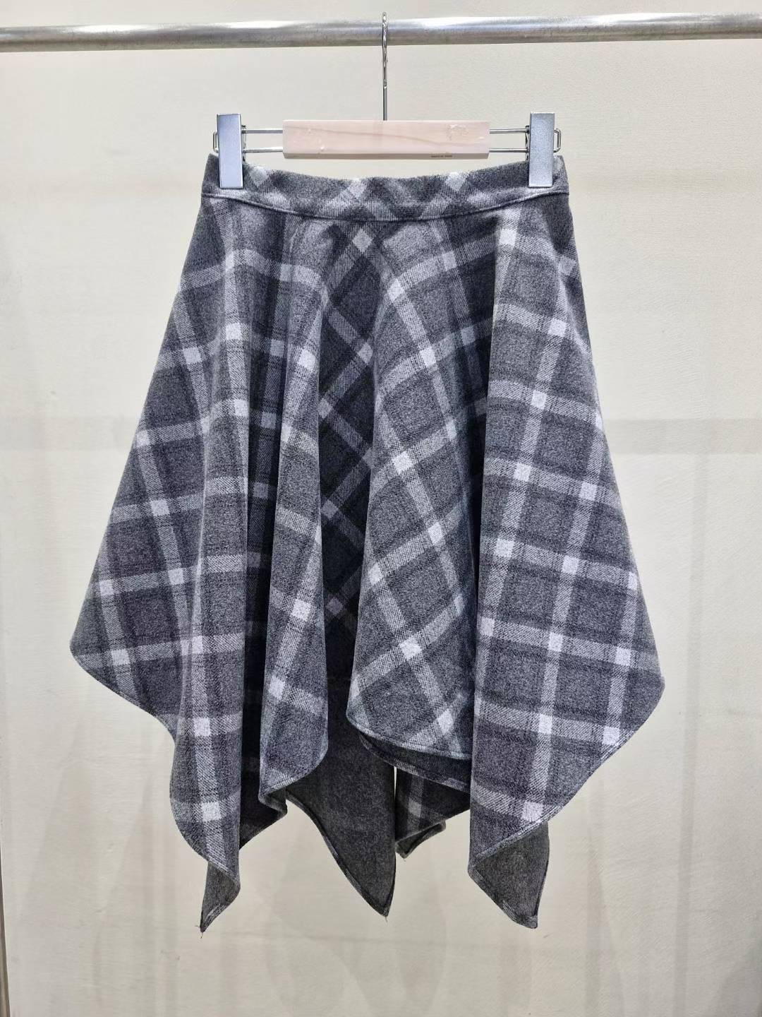 IF U-이퓨-T東大門㊣代購女士新款時尚真品半身裙中短裙IF U半身裙/中短裙圖色1