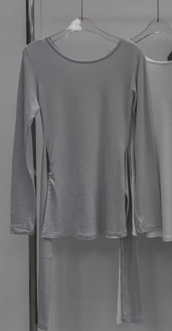 OUTT東大門㊣實拍女士新款25秋冬熱賣職業人氣休閑真品長袖T恤OUTT長袖T恤圖色1