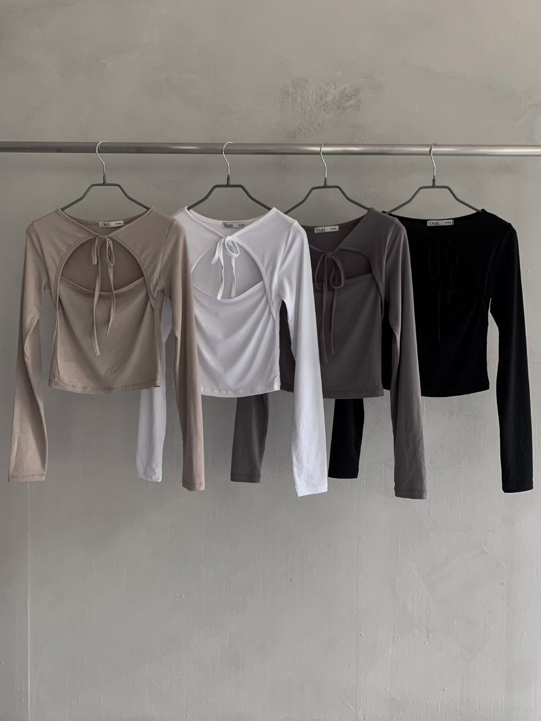 OUTT韓國代購㊣女裝新品25秋冬人氣真品時尚職業推薦長袖T恤OUTT長袖T恤