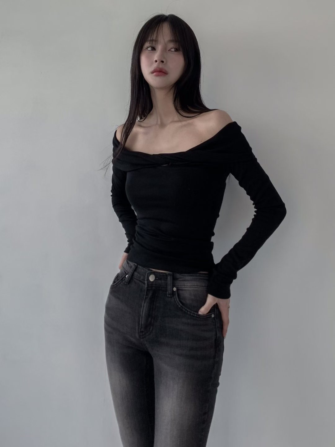 OUTT東大門㊣實拍女裝新款25秋冬真品熱賣推薦人氣休閑長袖T恤OUTT長袖T恤圖色3