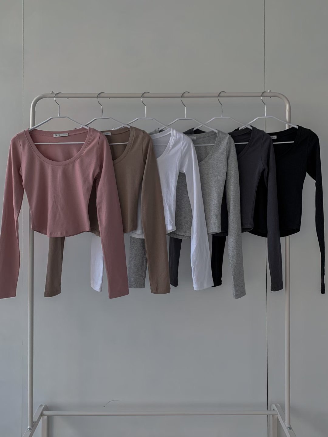 OUTT韓國直郵㊣女士新款熱賣推薦時尚休閑人氣25秋冬長袖T恤OUTT長袖T恤圖色6左六色