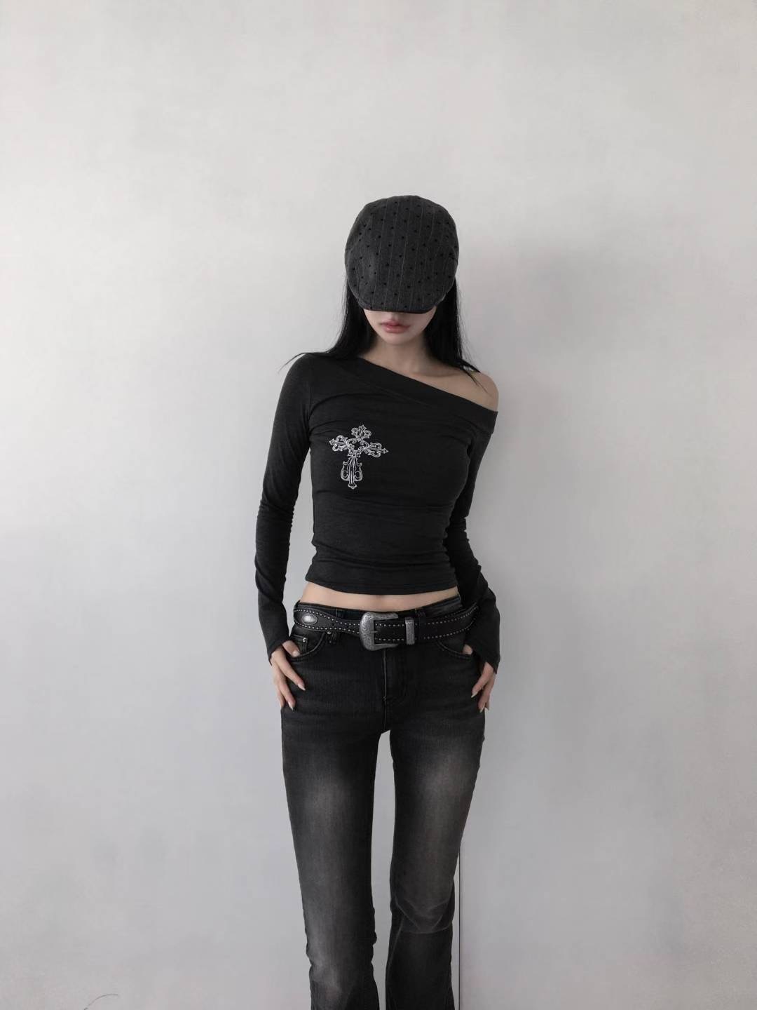 OUTT東大門㊣直郵女裝新品休閑時尚25秋冬熱賣推薦真品長袖T恤OUTT長袖T恤