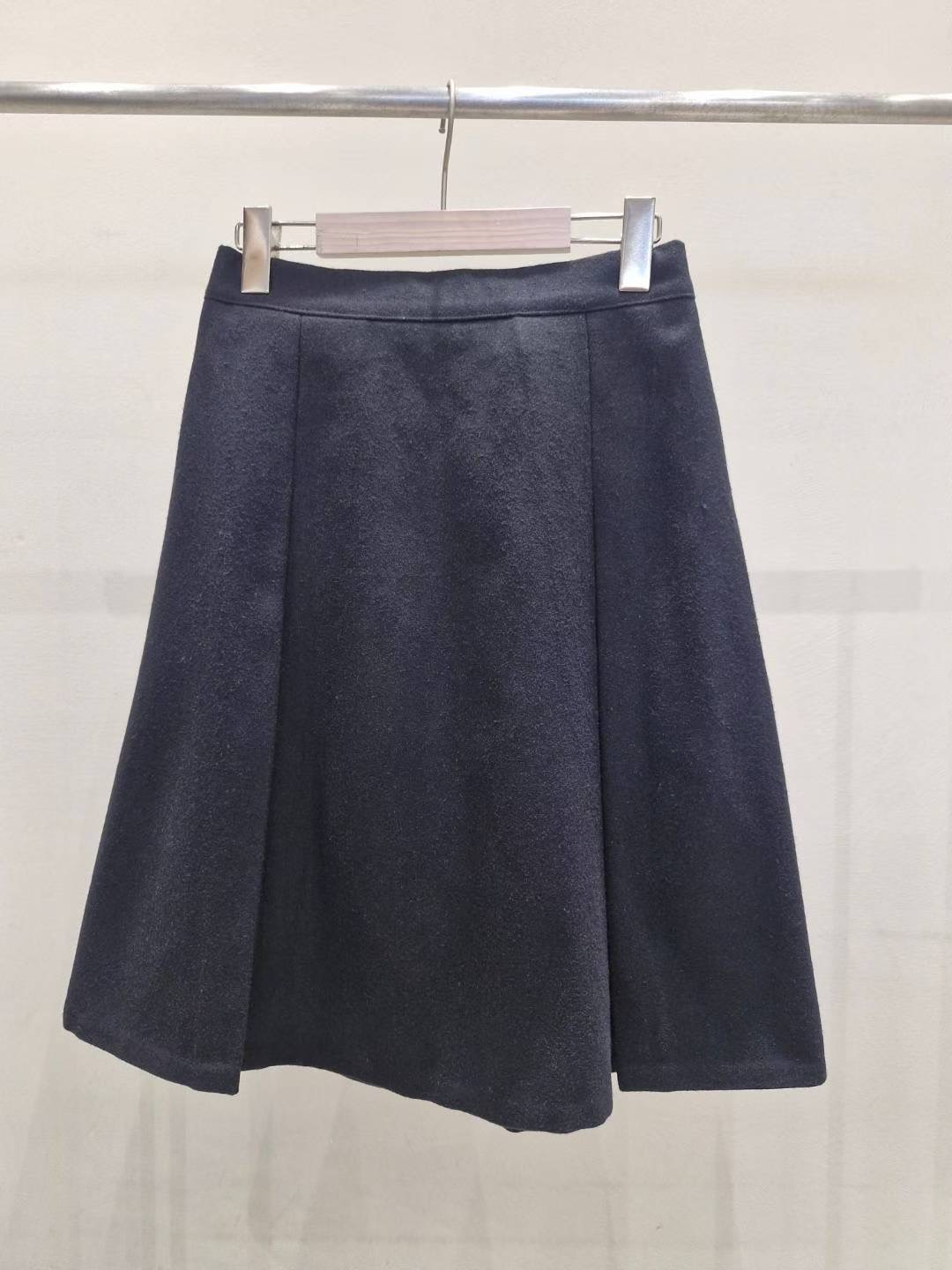 IF U-이퓨-T韓國代購㊣女士新品推薦人氣職業半身裙中短裙IF U半身裙/中短裙圖色2