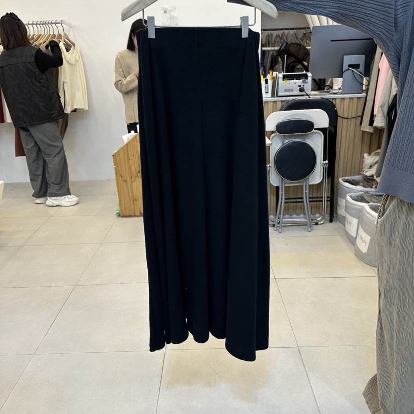 FUNNY POWDER韓國代購㊣女裝新款熱賣休閑時尚職業推薦長裙THE FUNNY長裙圖色3黑色