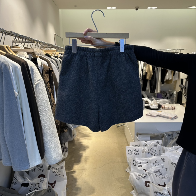 EYEFUL-Q韓國代購㊣女裝新品人氣熱賣職業推薦時尚短褲褶裥eyeful短褲