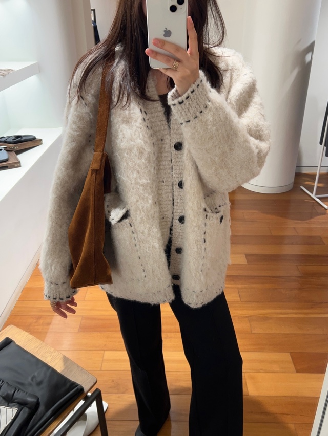 KSUBI韓國代購㊣女裝新款真品熱賣休閑人氣時尚推薦毛衣馬海毛KSUBI毛衣