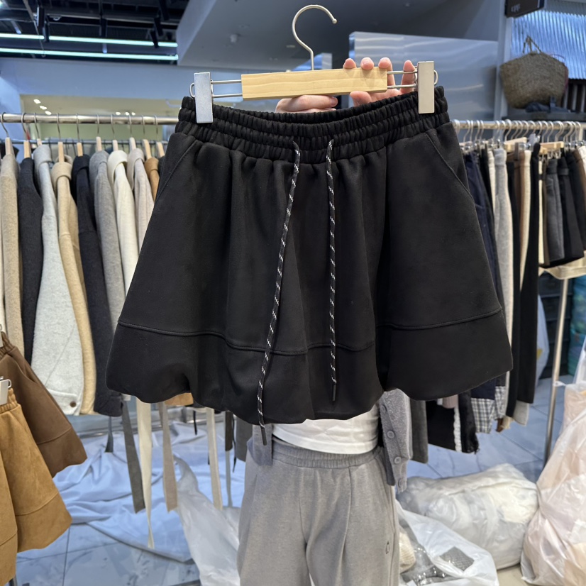 HOT PLACE東大門㊣代購女士新品人氣真品熱賣時尚短裙麂皮HOT PLACE_ISSUE/DREAM GIRIS短裙圖色2