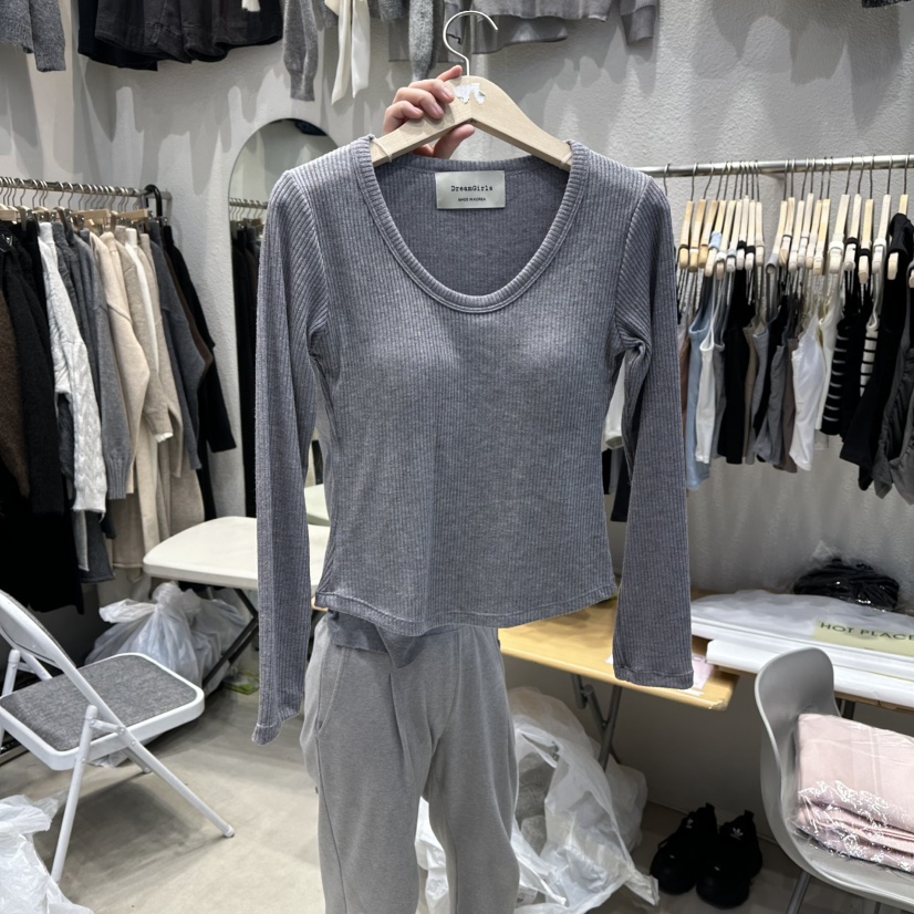 HOT PLACE韓國代購㊣女士新款真品休閑25秋冬熱賣時尚長袖T恤HOT PLACE_ISSUE/DREAM GIRIS長袖T恤圖色2