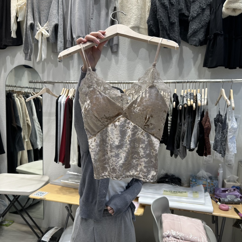 HOT PLACE韓國直郵㊣女裝新品時尚真品推薦吊帶背心天鵝絨HOT PLACE_ISSUE/DREAM GIRIS吊帶/背心圖色3