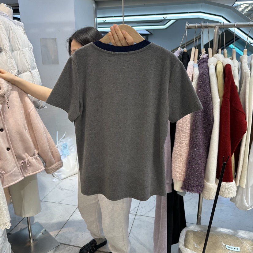 FLY FLY東大門㊣代購女士新品職業人氣推薦時尚熱賣25秋冬T恤FLY FLYT恤