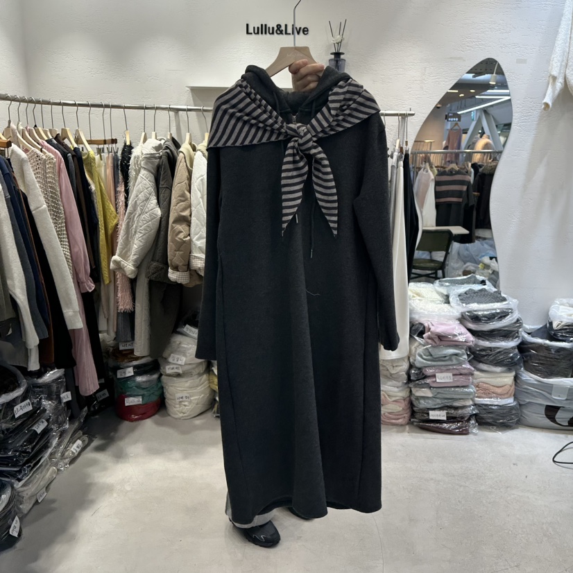 LULULALLA韓國代購㊣女裝新款人氣職業連衣裙含圍巾披肩連帽LULULALLA連衣裙圖色2